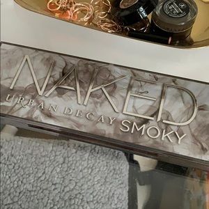 Naked Smoky Palette